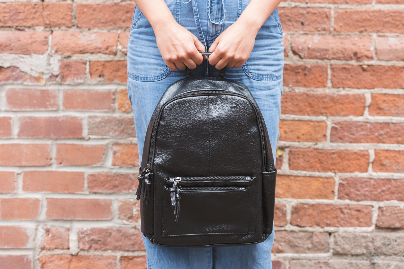 Campus Daypack 18L — placeholder photo, replace before launch